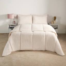 OHS Teddy Fleece 10.5 TOG Coverless Duvet with Pillowcase Bedding Set in Cream - Size: Double