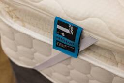 DFI Beds & Home Luxury Foam Mattress Topper 50mm in Natural - Size: Small Double - thumbnail 4