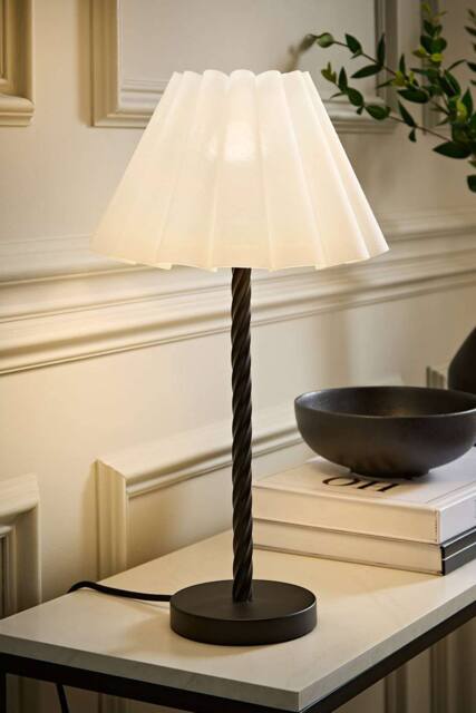 ValueLights Maura Scallop Pleated Tapered Shade Matte Black Twist Table Lamp - image 1