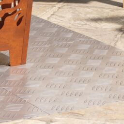 Berkfield Home Aluminum Checker Plates - 4 Pieces, Anti-Slip, 60x50 cm in Silver - Size: Medium - thumbnail 2