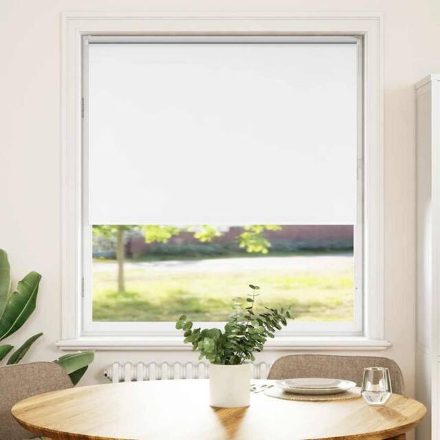 Berkfield Home Roller Blind Blackout White 105x175 cm Fabric Width 100.7 cm Polyester - image 1