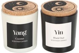 KDMD Set of 2 Yin Yang Black Oud & Coconut Candles in White - thumbnail 3