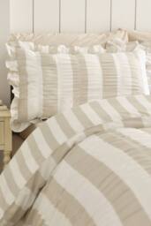 Catherine Lansfield 'Seersucker Frill Stripe' Duvet Cover Set in Natural - Size: Super King - thumbnail 3