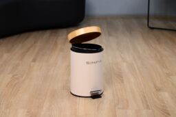 simpa 3L Soft-Closing Pedal Dustbin with Bamboo Lid in Cream - thumbnail 2