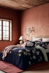 Ted Baker 'Opal Floral' Cotton Sateen Duvet Cover Set in Navy - Size: King - thumbnail 2