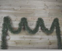 Samuel Alexander 10m x 15cm Luxury Chunky Cut Tinsel Garland Christmas Tree Decoration - Green - Size: 10m x 15 cm - thumbnail 6