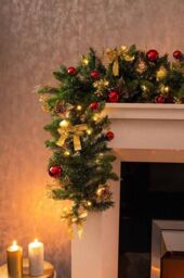 Marco Paul Christmas Garland with LED Lights, Battery Operated Pre-Lit Artificial in Green - thumbnail 2