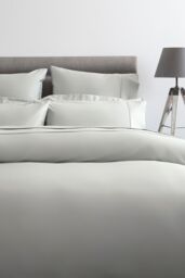 Belledorm Premium Blend 500 Thread Count Duvet Cover in Ivory - Size: King - thumbnail 2
