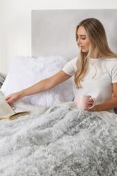 OHS Fluffy Fleece Sensory Sleep Therapy Weighted Blanket 150 x 200 cm 8kg in Silver - Size: 150 cm x 200 cm - thumbnail 5