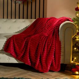 OHS Faux Fur Ribbed Fleece Throw Blanket Winter Warm Supersoft in Red