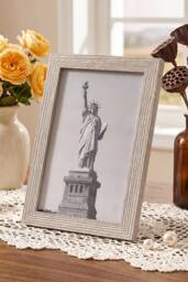Living and Home 5-Piece Photo Frame Set in Beige - thumbnail 2