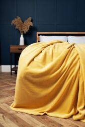 BHS Microfleece Throw in Yellow - Size: 180 cm x 250 cm