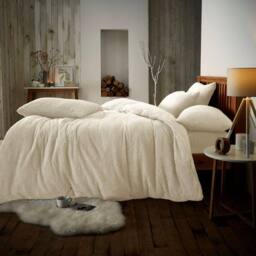 Smart Living Luxury Teddy Plain Duvet Cover & Pillowcase Set in Cream - Size: Double