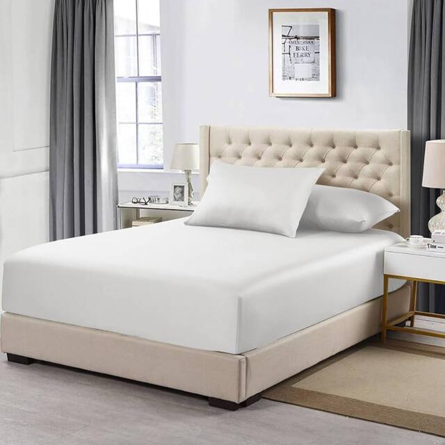 Homes-Linen 100% Egyptian Cotton 200TC Fitted Sheet 30cm Deep Pocket in White - Size: Single - image 1