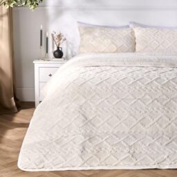 OHS Cable Knit Teddy Fleece 10.5 Tog Coverless Duvet with Pillowcases in Cream - Size: Single