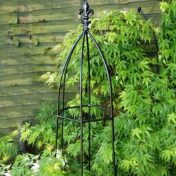 Poppyforge Gothic 6Ft Obelisk - Garden Plant Support - Solid Steel in Black - thumbnail 2