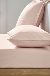Ted Baker 'TB Plain Dye' Cotton Sateen Fitted Sheet in Pink - Size: Single - thumbnail 2