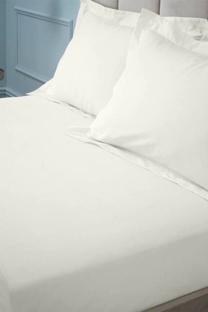 Bianca '180 Thread Count Egyptian Cotton' Fitted Sheet in Cream - Size: Double - image 1