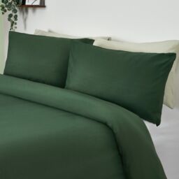 OHS 2 Pack Soft Microfibre Wrinkle Resistant Housewife Pillowcases in Dark Green - Size: Standard Pillow Case - thumbnail 1
