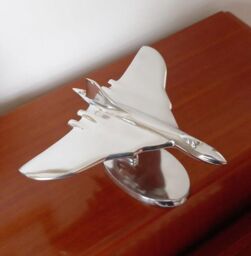 Inspirational Gifting Vulcan Aeroplane Ornament Aluminium Plane Sculpture Gift in Silver - thumbnail 3