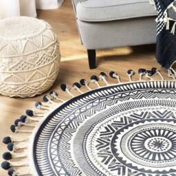 Wyld and Coco 120cm Round Cotton Rug - Cream and Navy with Tassels in Blue - Size: 120 cm diameter