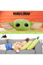 Disney Men's Yoda 3D Cushion in Green - thumbnail 4