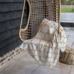 Benjamin Tate Design Gold Chainlink Rope Blanket in Natural - Size: 120 cm x 150 cm - thumbnail 4