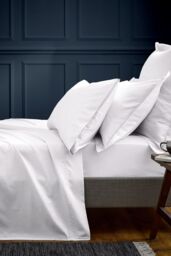 1951 'Luxury 600 Thread Count' Egyptian Cotton Standard Pillowcase in White - thumbnail 3