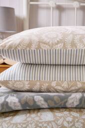 Helena Springfield 'Hares' Cotton Duver Cover Set in Cream - Size: Single - thumbnail 5