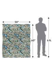 JQ Licensing Jl-Jp-Jq Tarpon Tiki Fishing Pattern 2 Silky Touch Super Soft Throw Blanket 152 X 127 cm in White - thumbnail 5