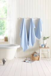 Dreams & Drapes 'Popcorn Check' Jacquard Towel in Blue - thumbnail 2