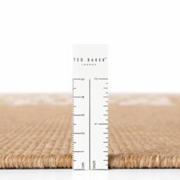 Ted Baker Reversible Outdoor Indoor Acacia Rug Geometric in Beige - Size: 120 cm x 170 cm - thumbnail 7
