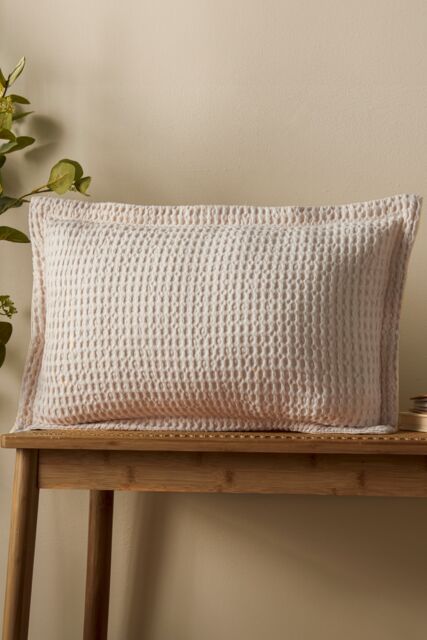 Pineapple Elephant 'Jaipur Chunky Waffle' Cotton Cushion in Natural - Size: 30 cm x 50 cm - image 1