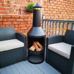 Samuel Alexander 1.4m Tall Outdoor Garden Patio Chiminea Log Burner Fire Pit with Log Store & Cover in Black - thumbnail 2