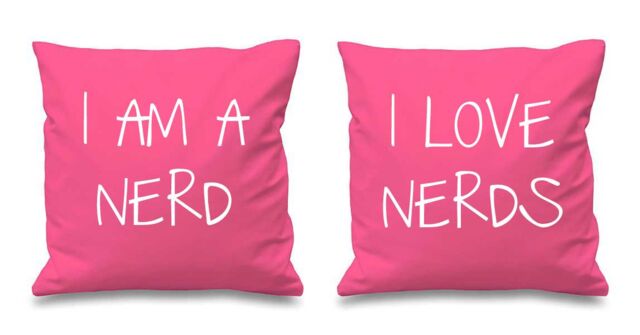 60 SECOND MAKEOVER I Am A Nerd I Love Nerds Cushion Covers in Pink - Size: 40 cm x 40 cm