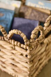 Dibor Traditional Style Woven Small Scalloped Water Hyacinth Indoor Storage Basket in Natural - thumbnail 2