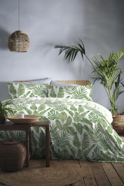 Dreams & Drapes 'Tahiti' Tropical Print Duvet Cover Set in Green - Size: Double - image 1