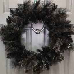 Samuel Alexander 50cm Plain Black Tipped Hanging Christmas & Halloween Artificial Wreath
