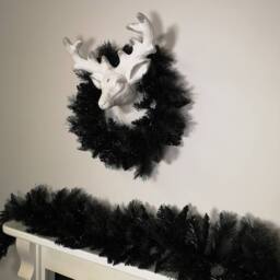 Samuel Alexander 50cm Plain Black Tipped Hanging Christmas & Halloween Artificial Wreath - thumbnail 3