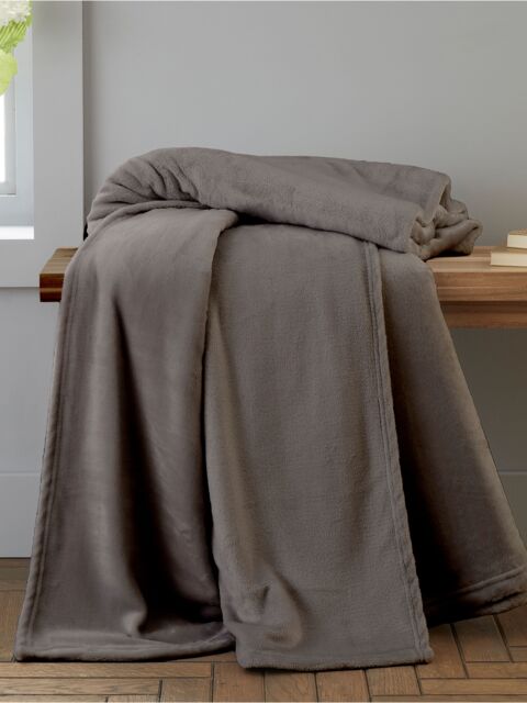 Catherine Lansfield 'Extra Large Raschel Velvet Touch' Blanket Throw in Charcoal - Size: 200 cm x 240 cm - image 1