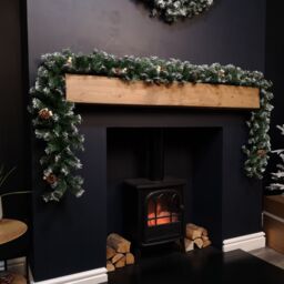 Samuel Alexander 2.7m (9ft) Green Snow Tipped Christmas Garland with White Berries & Pine Cones