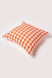 Homescapes Block Check Cotton Gingham Cushion Cover in Orange - Size: 60 cm x 60 cm - thumbnail 4