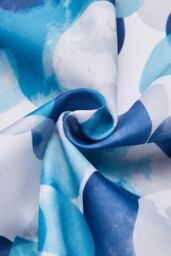 Neel Blue Blue Petals Polyester Shower Curtain, Water-Resistant Bathroom Curtains With 12 Hooks - 180x200cm - Size: 180 cm width x 200 cm drop - thumbnail 4