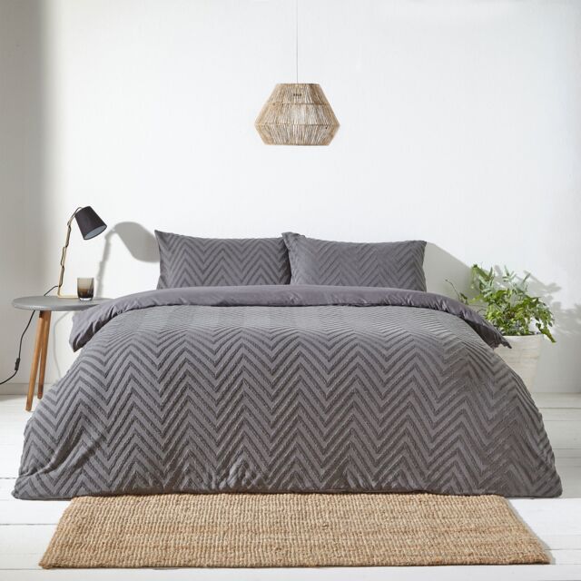 Yard Zig Zag Tufted Geometric 100% Cotton Duvet Cover Set in Charcoal - Size: Single - image 1
