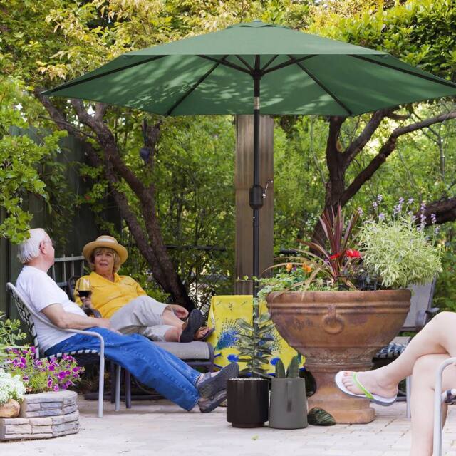 OUTSUNNY 2.6M Garden Parasol Umbrella with Aluminium Pole, Tilt, Crank in Dark Green - Size: 260 cm x 100 cm