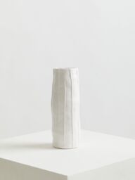 Orsina Traditional Stoneware White Large Vase, Versatile Flower Vase, Compact & Lightweight Vase For Flowers - thumbnail 3
