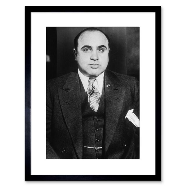 "Artery8 Wall Art Print Al Capone 1935 Photo Mafia Chicago Gangster Artwork Framed 9X7 Inch in Black - Size: W7"" x H9""" - image 1