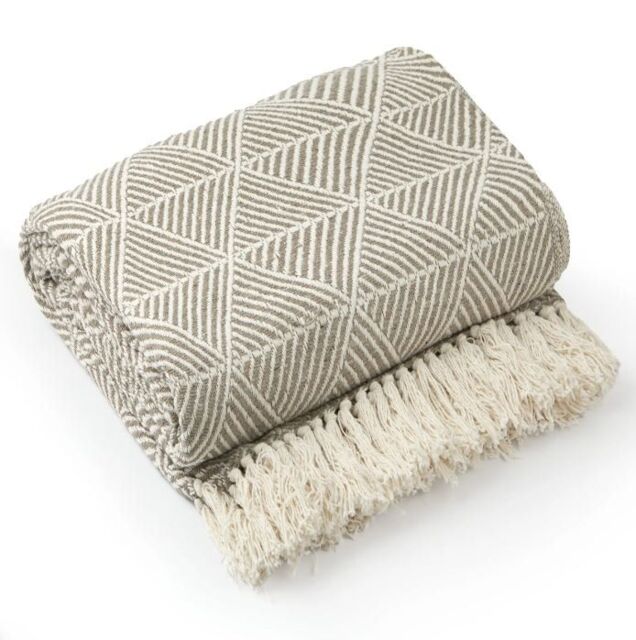 New Edge Blinds Geo Diamond Collection Cotton Throw in Natural - Size: 228 cm x 254 cm - image 1