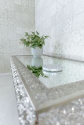 Downton Interiors Silver Embossed Metal Mirrored Glass Coffee Table - Agadir Range - Size: Large - thumbnail 3