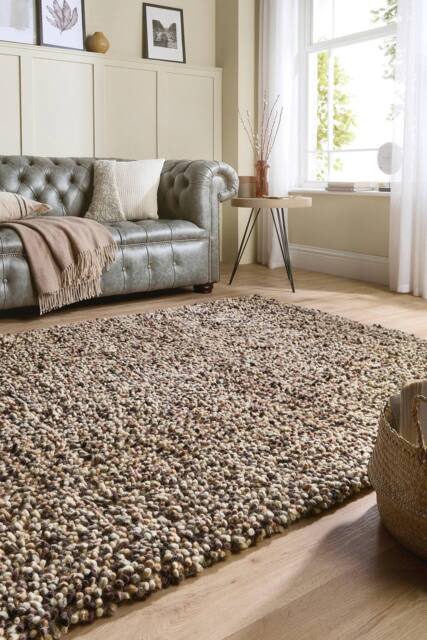 Origin Rocks Shaggy Natural in Light Sand - Size: 80 cm x 150 cm - image 1